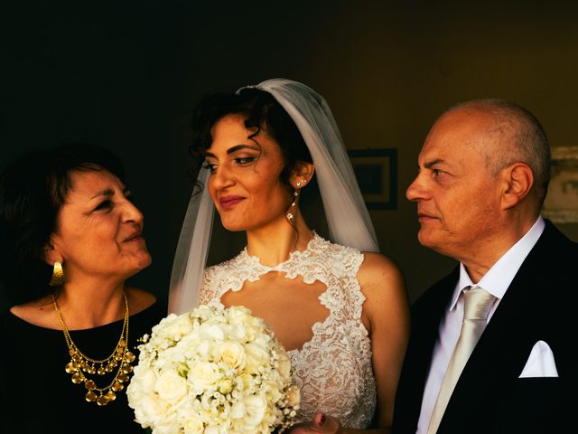 Il matrimonio di Andrea e Donatella a Portici, Napoli 20