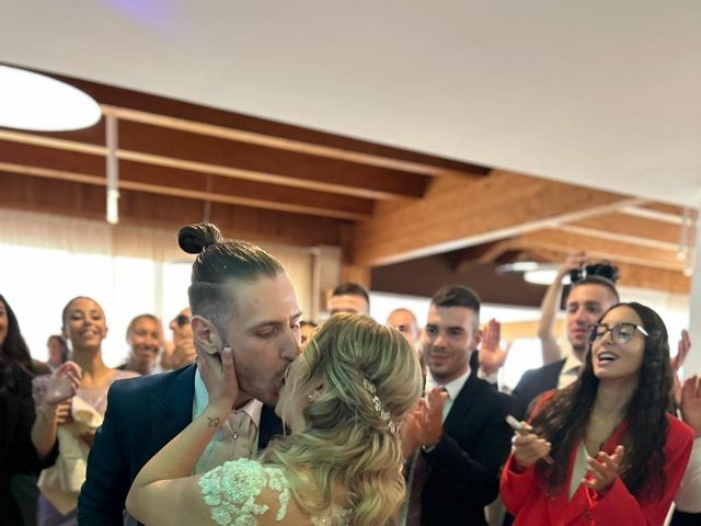 Il matrimonio di Fabio  e Alessia a Morro d&apos;Oro, Teramo 28