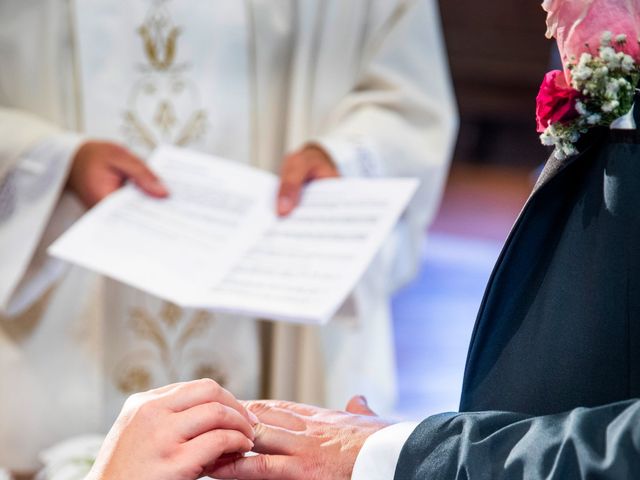 Il matrimonio di Lorenzo e Laura a Quattro Castella, Reggio Emilia 14