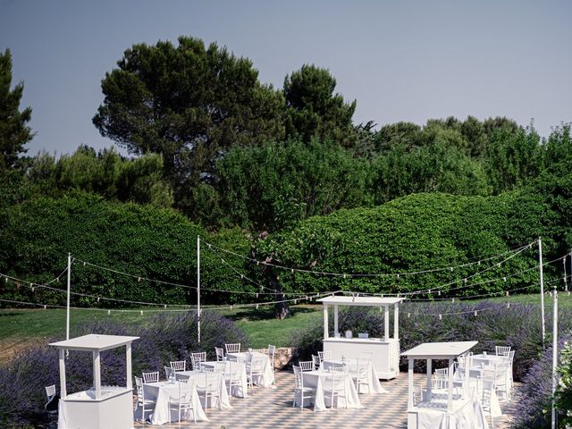Il matrimonio di John e Lauren a Cisternino, Brindisi 23