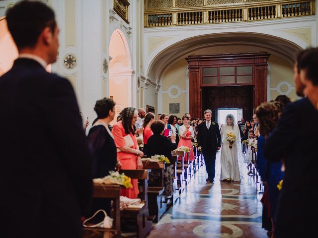 Il matrimonio di Emidio e Maria Cristina a Napoli, Napoli 17