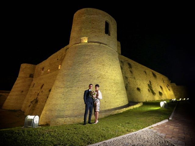 Il matrimonio di Mattia e Giulia a Ortona, Chieti 32