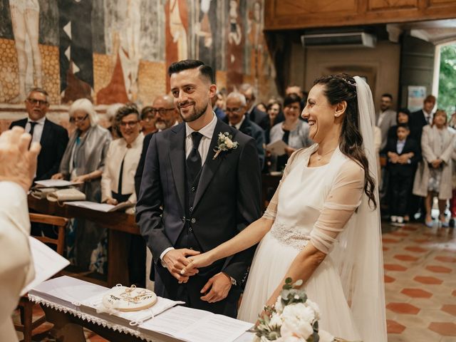 Il matrimonio di Loris e Martina a Oleggio, Novara 23