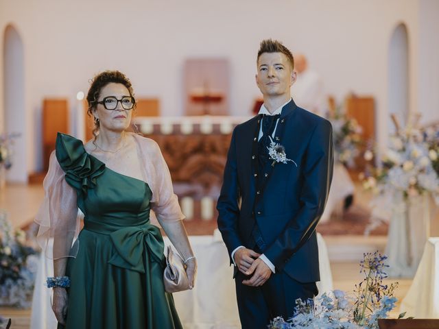 Il matrimonio di Francesca e Nicola a Santa Maria di Sala, Venezia 15