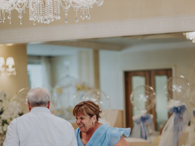 Il matrimonio di Francesca e Nicola a Santa Maria di Sala, Venezia 37