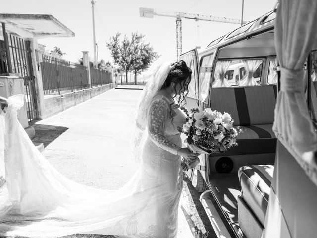 Il matrimonio di Andrea e Raffaella a Noicattaro, Bari 14