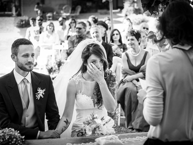 Il matrimonio di Luca e Noemi a Fortunago, Pavia 16