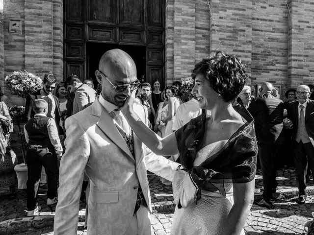 Il matrimonio di Nicola e Elena a Montefano, Macerata 37