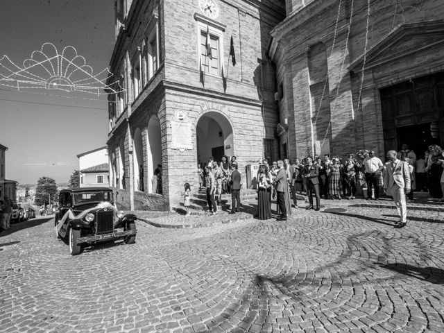 Il matrimonio di Nicola e Elena a Montefano, Macerata 38