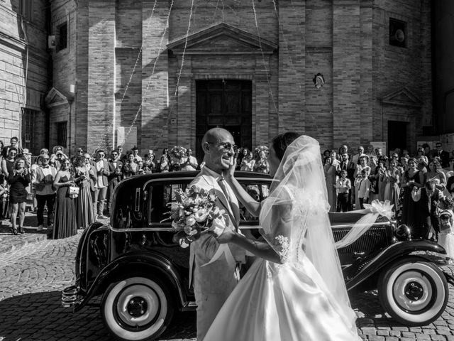 Il matrimonio di Nicola e Elena a Montefano, Macerata 41