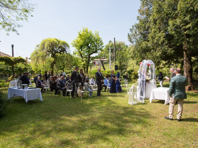 Il matrimonio di Alessandro e Oana a Giavera del Montello, Treviso 14