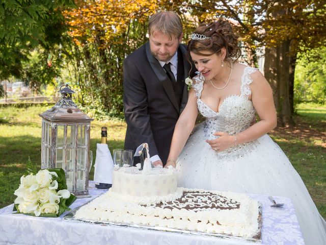 Il matrimonio di Alessandro e Oana a Giavera del Montello, Treviso 33