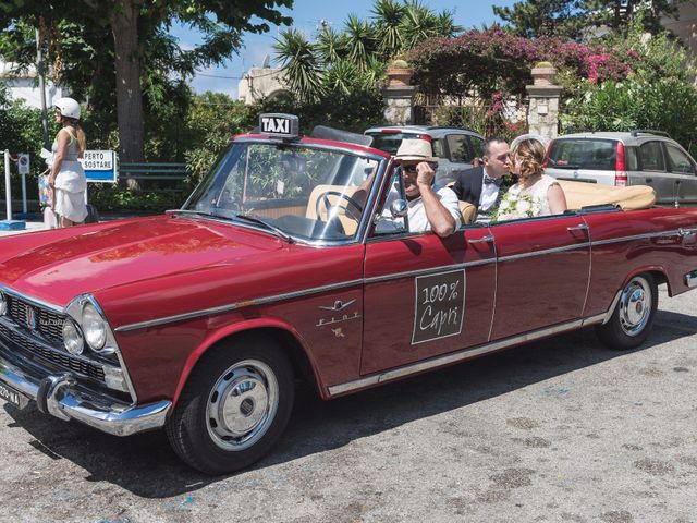 Il matrimonio di Claudio e Lucia a Capri, Napoli 24