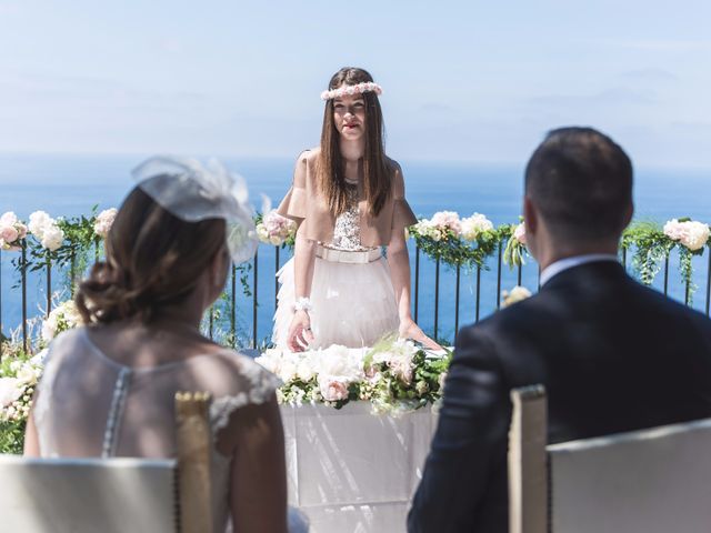 Il matrimonio di Claudio e Lucia a Capri, Napoli 36