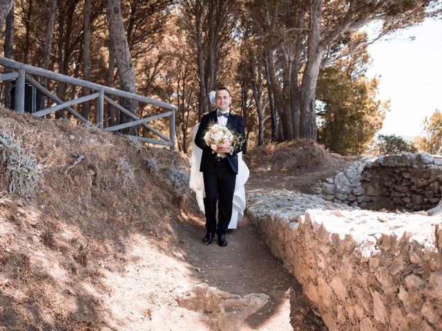 Il matrimonio di Claudio e Lucia a Capri, Napoli 44