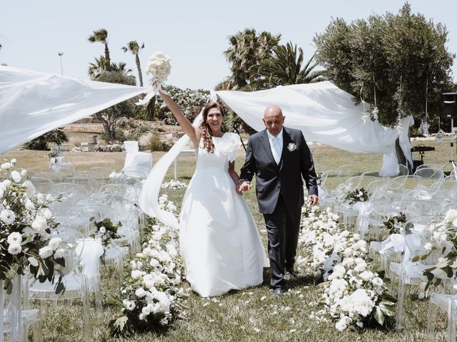 Il matrimonio di Davide e Milena a Francavilla Fontana, Brindisi 32