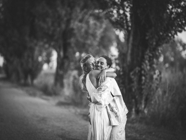 Il matrimonio di Mariagiulia e Federica a Gaggiano, Milano 119