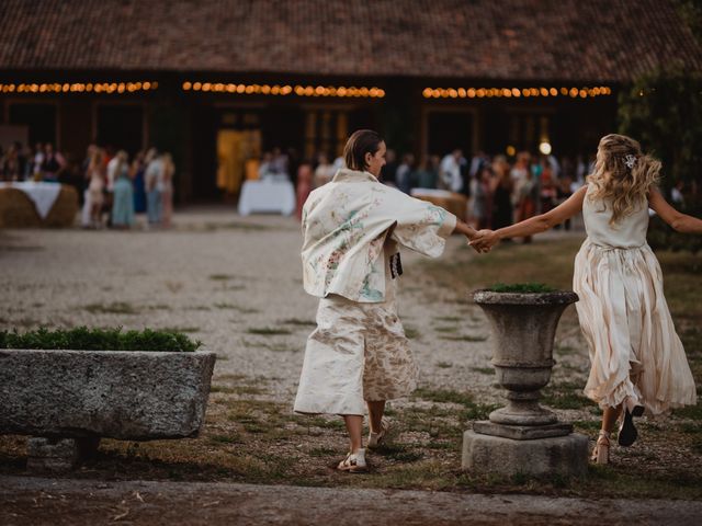 Il matrimonio di Mariagiulia e Federica a Gaggiano, Milano 129