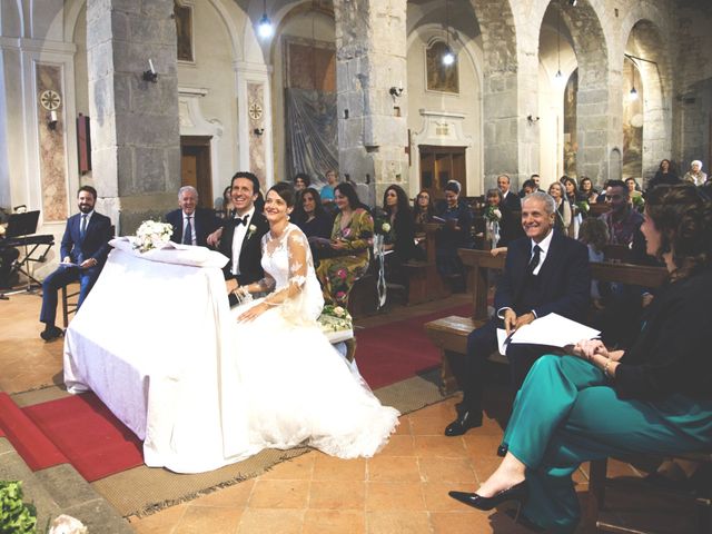 Il matrimonio di Tommaso e Elena a Carmignano, Prato 24