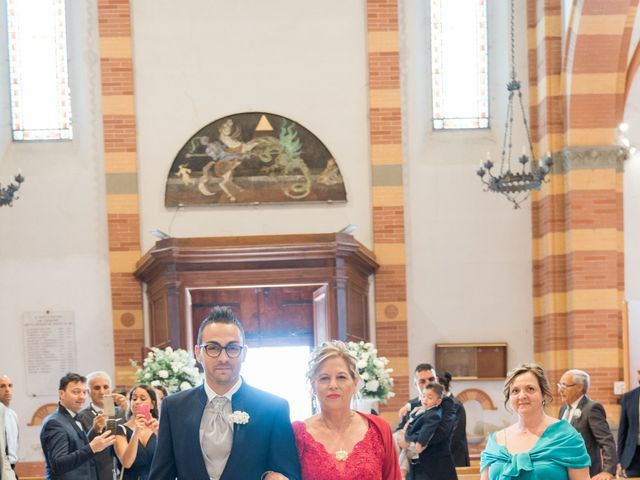 Il matrimonio di Giuseppe e Manuela a Castel San Pietro Terme, Bologna 19