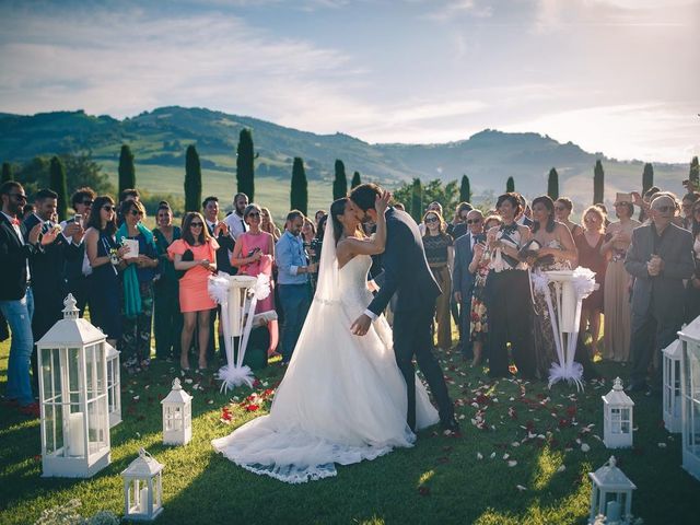 Il matrimonio di Alessandro  e Manuela  a Fossombrone, Pesaro - Urbino 14