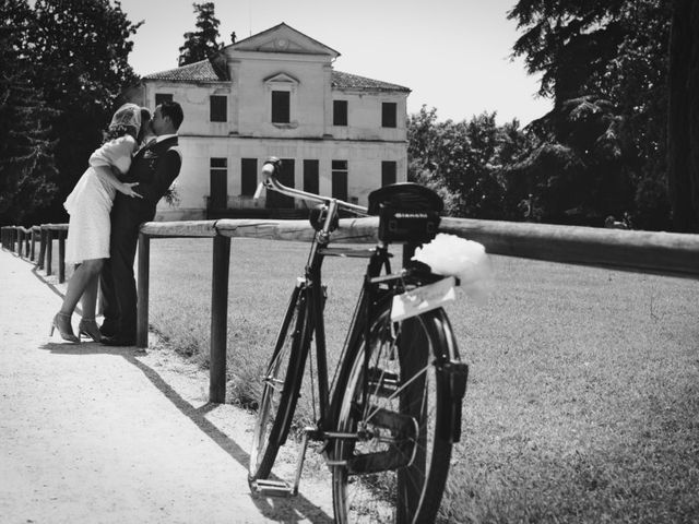 Il matrimonio di Mattia e Elena a Mirano, Venezia 25