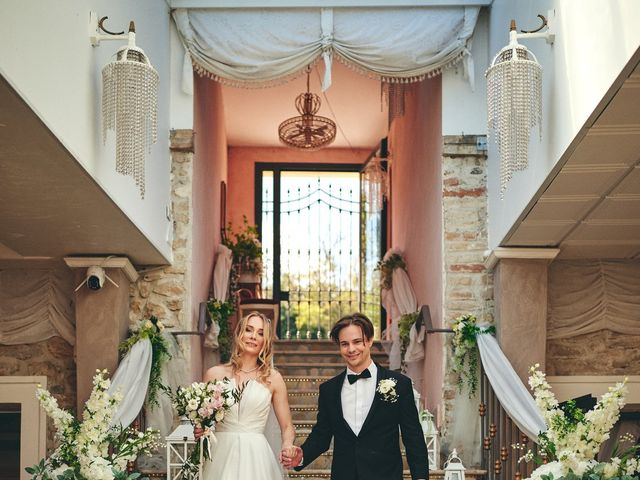 Il matrimonio di Adrianna e Joele a Fermo, Fermo 13