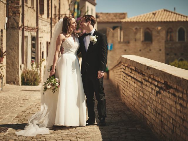 Il matrimonio di Adrianna e Joele a Fermo, Fermo 24