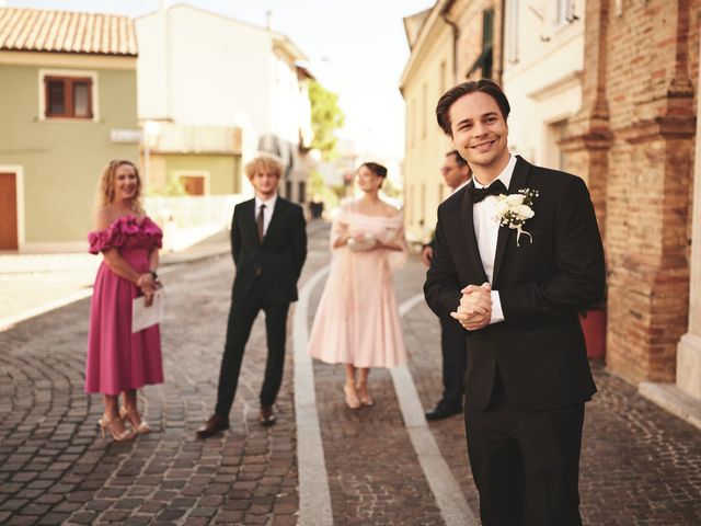 Il matrimonio di Adrianna e Joele a Fermo, Fermo 42