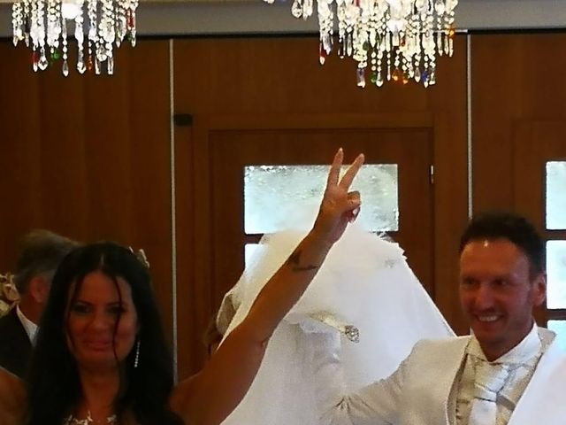 Il matrimonio di Daniele e Ornella a Castagneto Carducci, Livorno 23