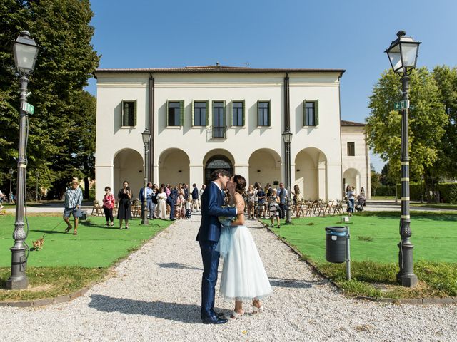 Il matrimonio di Tommaso e Alessia Rosaria a Albignasego, Padova 13