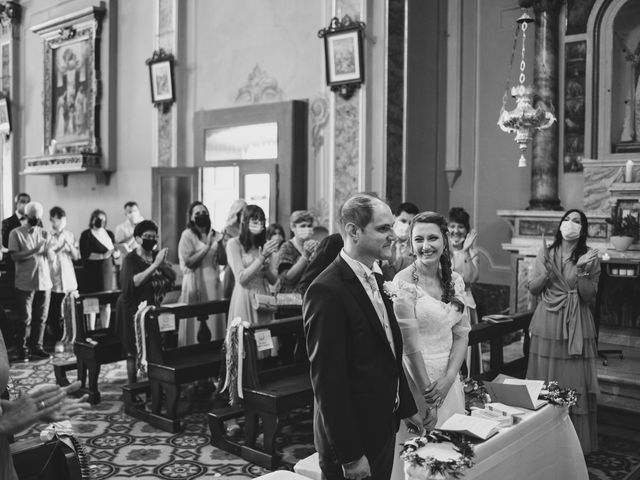Il matrimonio di Davide e Tanya a Almenno San Bartolomeo, Bergamo 19