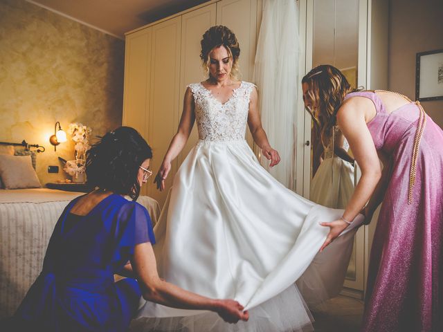 Il matrimonio di Francesca e Ezio a Morro d'Oro, Teramo 4