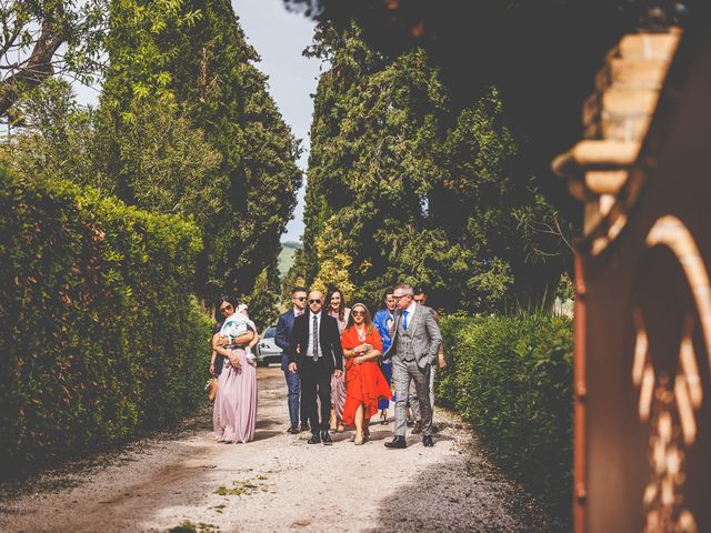 Il matrimonio di Francesca e Ezio a Morro d'Oro, Teramo 6