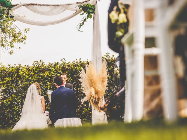Il matrimonio di Francesca e Ezio a Morro d'Oro, Teramo 9