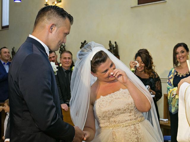 Il matrimonio di Marco e Verdiana a Monterubbiano, Fermo 37