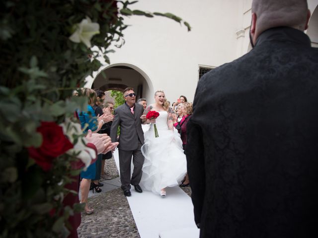 Il matrimonio di Gabriele e Eleonora a Binasco, Milano 24