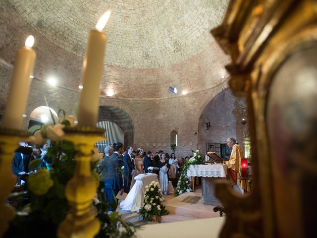 Il matrimonio di Marco e Paola a Camerino, Macerata 49