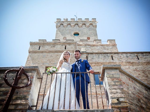 Il matrimonio di Elena e Vincenzo a Pescara, Pescara 33