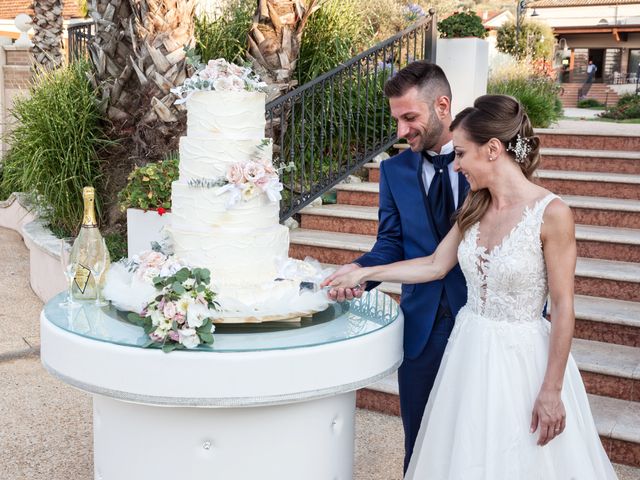 Il matrimonio di Elena e Vincenzo a Pescara, Pescara 49