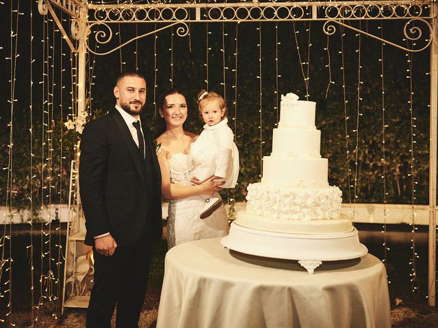 Il matrimonio di Petru e Daniela a Porto Recanati, Macerata 4