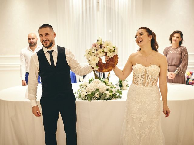 Il matrimonio di Petru e Daniela a Porto Recanati, Macerata 7
