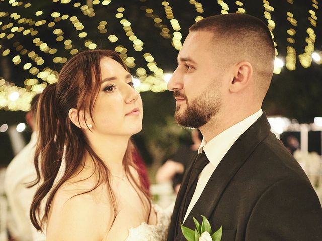 Il matrimonio di Petru e Daniela a Porto Recanati, Macerata 10