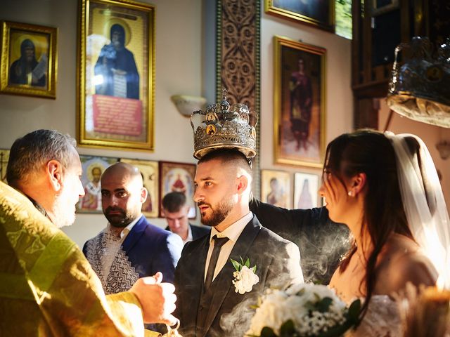 Il matrimonio di Petru e Daniela a Porto Recanati, Macerata 17