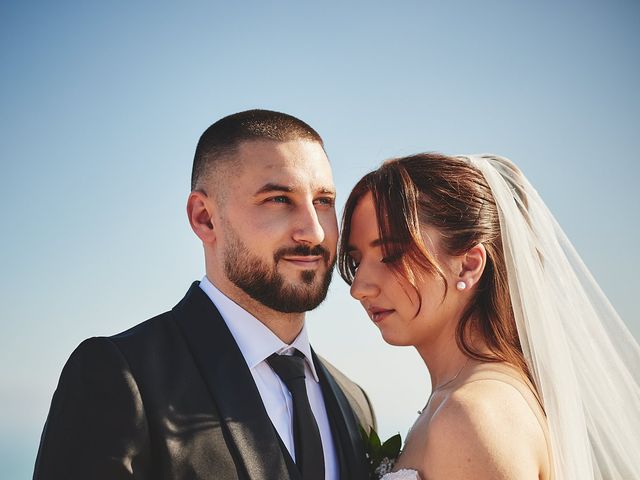 Il matrimonio di Petru e Daniela a Porto Recanati, Macerata 35