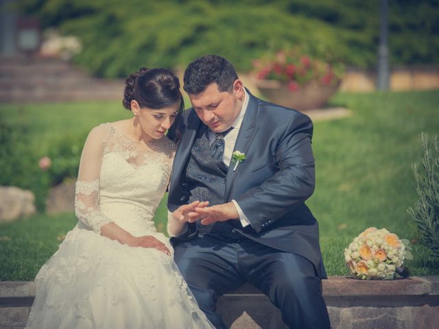 Il matrimonio di Domenico e Antonella a Moiano, Benevento 13