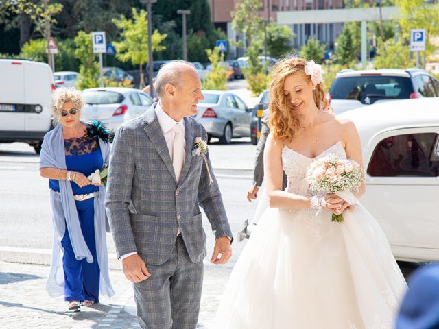 Il matrimonio di Simone e Brenda a Sant&apos;Agostino, Ferrara 3