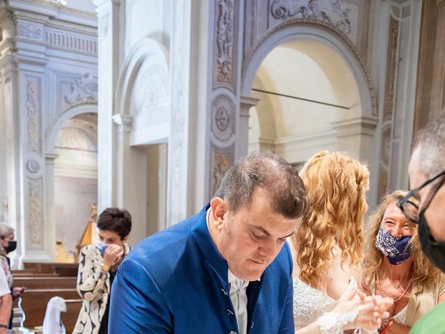 Il matrimonio di Simone e Brenda a Sant&apos;Agostino, Ferrara 13