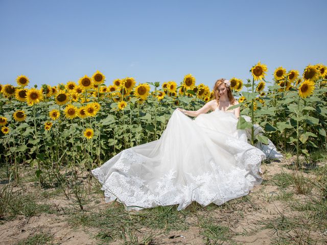 Il matrimonio di Simone e Brenda a Sant&apos;Agostino, Ferrara 20