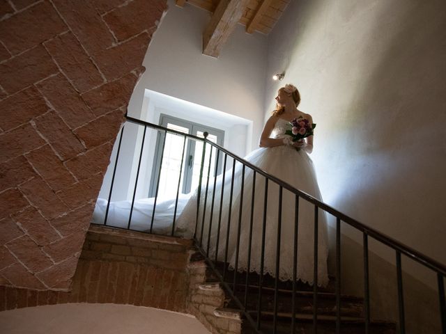 Il matrimonio di Simone e Brenda a Sant&apos;Agostino, Ferrara 33